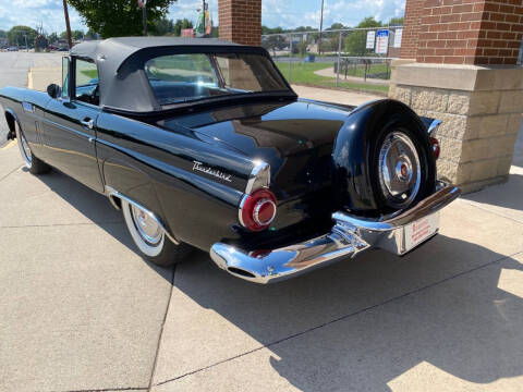 1956 Ford Thunderbird