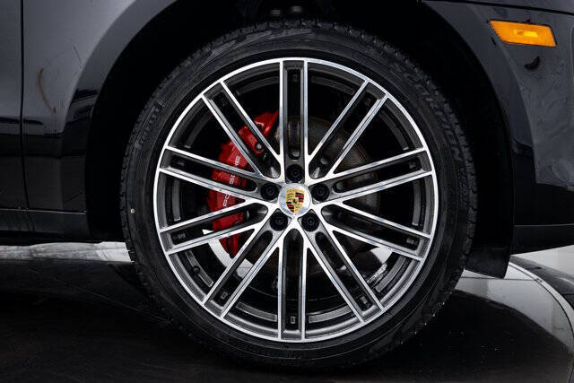 2026 Porsche Macan S