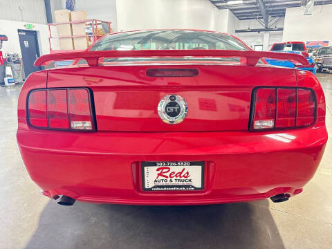 2005 Ford Mustang GT Premium