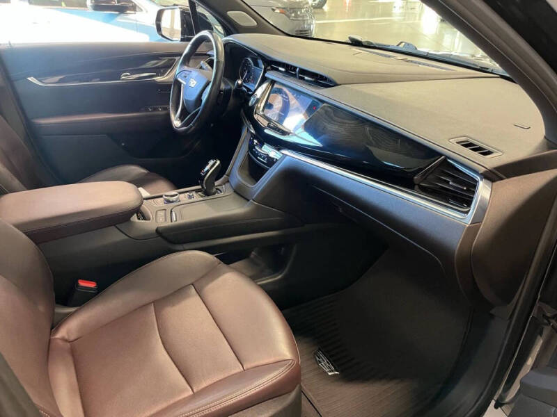 2021 Cadillac XT6 Premium Luxury