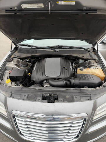 2011 Chrysler 300 C