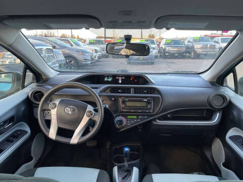 2014 Toyota Prius c