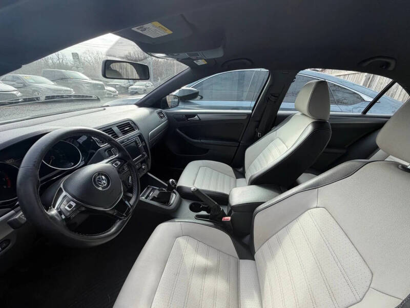 2016 Volkswagen Jetta 1.8T Sport