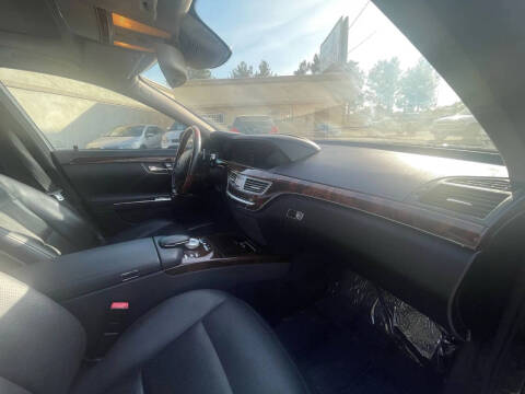 2012 Mercedes-Benz S-Class S 550