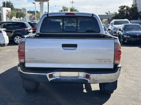 2005 Toyota Tacoma PreRunner V6