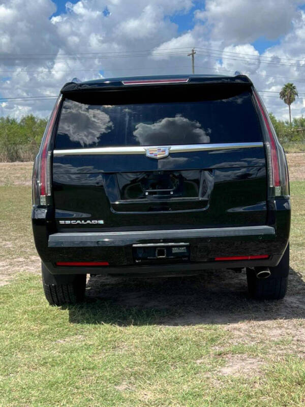 2018 Cadillac Escalade Platinum
