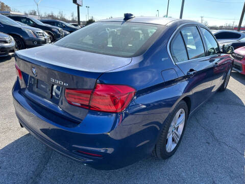 2017 BMW 3 Series 330e iPerformance