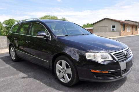 2009 Volkswagen Passat for sale at CAR TRADE in Slatington PA