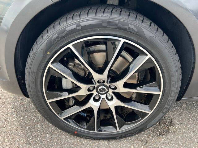 2020 Volvo V90 Cross Country T6