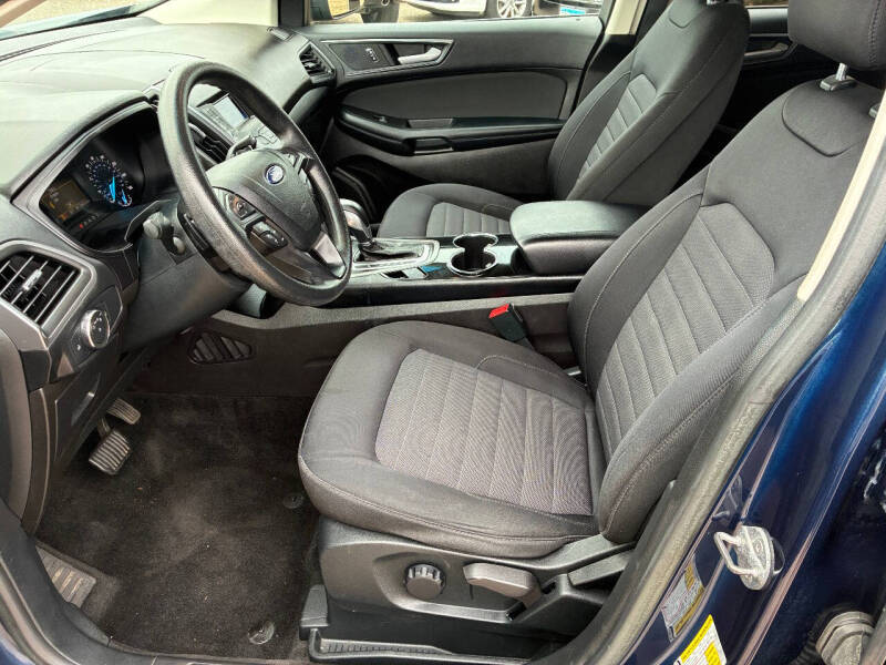 2017 Ford Edge SE