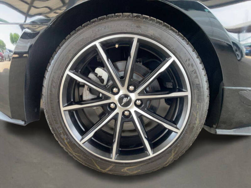 2021 Ford Mustang EcoBoost