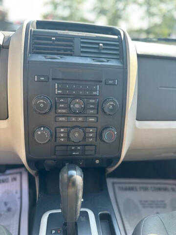 2011 Ford Escape XLS