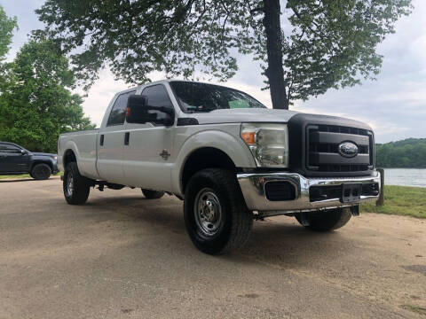 2012 Ford F-350 Super Duty for sale at Monroe Auto's, LLC in Parsons TN