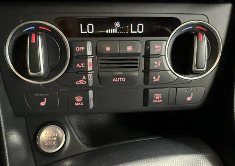 2016 Audi Q3 2.0T quattro Prestige