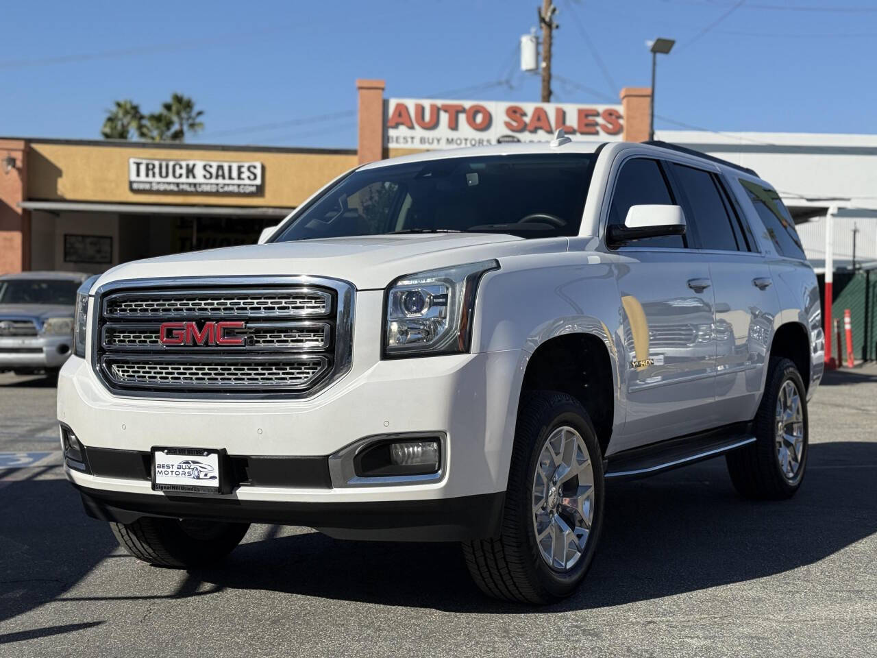 2016 GMC Yukon for sale at Best Buy Motors in Signal Hill, CA