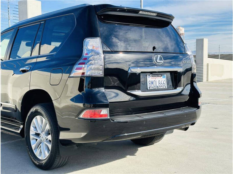 2019 Lexus GX PREMIUM photo 16