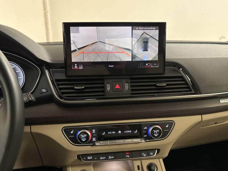 2022 Audi Q5 quattro Premium Plus 40 TFSI