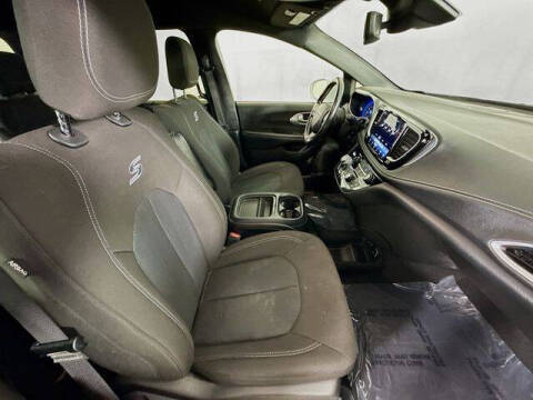 2021 Chrysler Pacifica Touring