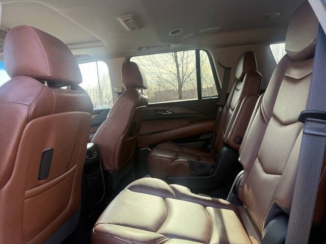 2018 Cadillac Escalade Luxury