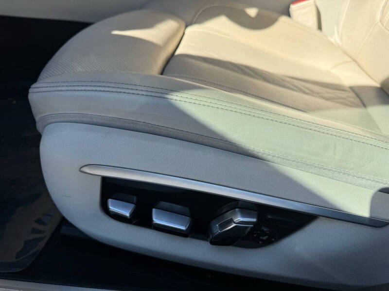 2017 BMW 7 Series M760i xDrive