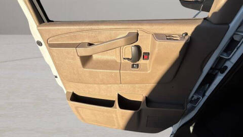 2023 GMC Savana 2500