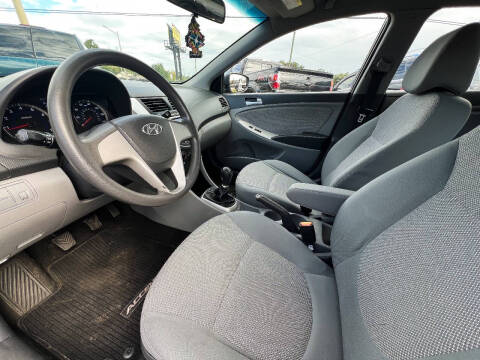 2014 Hyundai Accent GS