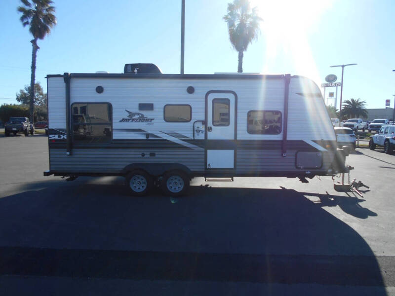 2022 Jayco M212 QBW