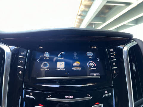 2015 Cadillac Escalade Luxury