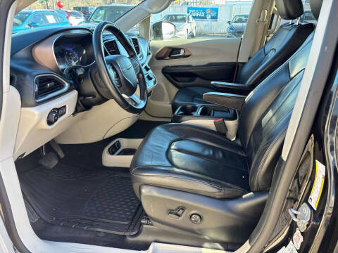 2018 Chrysler Pacifica Touring L