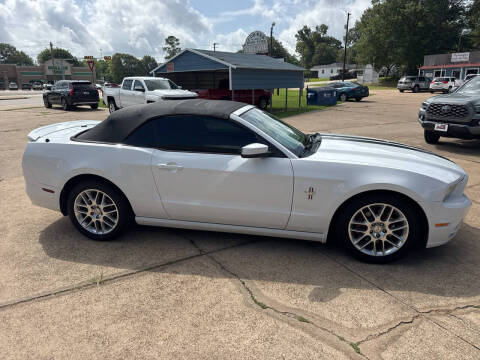 2014 Ford Mustang V6