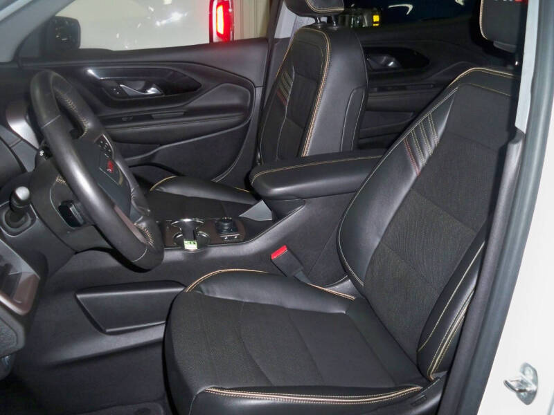 2022 GMC Terrain AT4