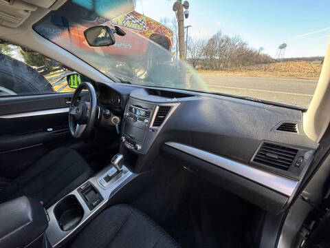 2011 Subaru Legacy 2.5i Premium