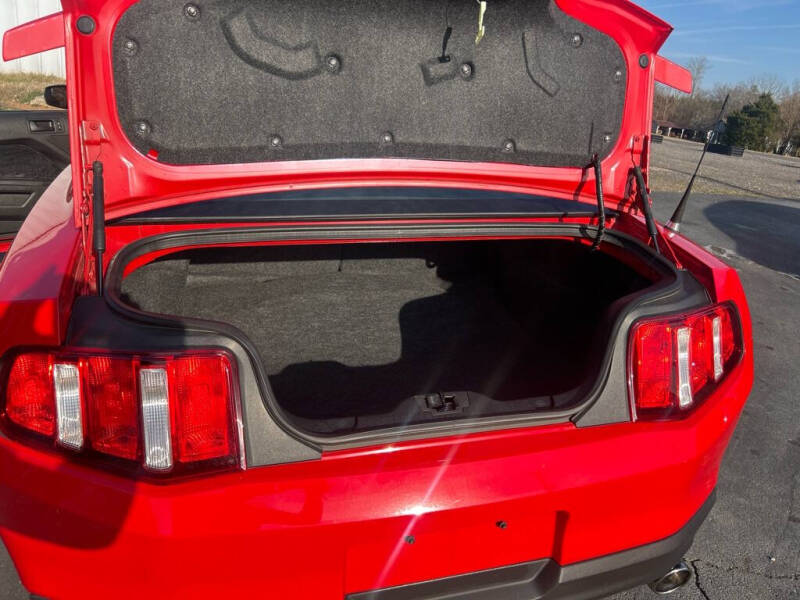 2012 Ford Mustang V6