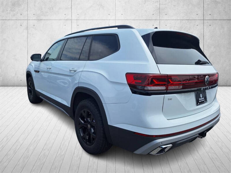 2025 Volkswagen Atlas Peak Edition 4Motion