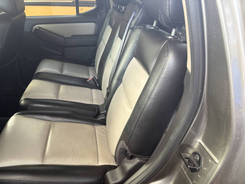 2007 Ford Explorer Sport Trac Limited