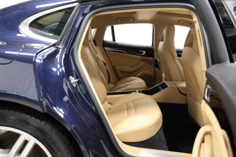 2018 Porsche Panamera