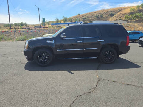 2011 Cadillac Escalade Luxury