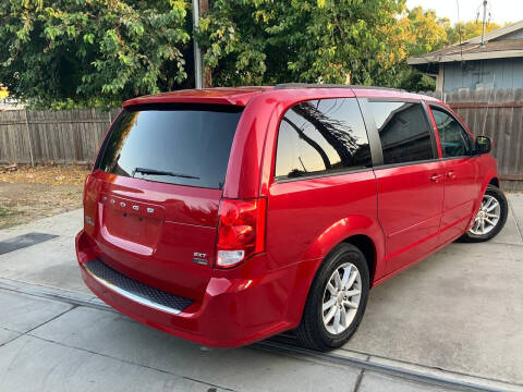 2015 Dodge Grand Caravan SXT Plus