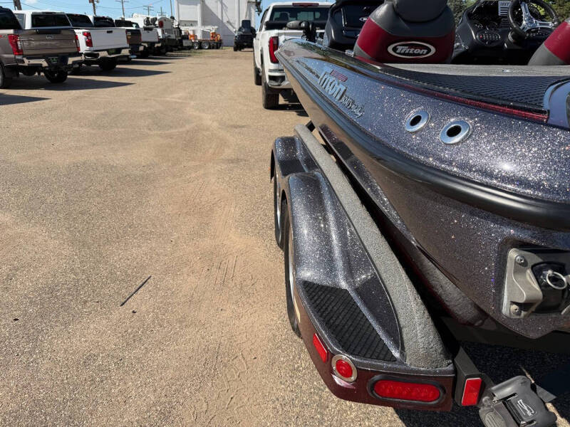 2016 Triton 20 TRX
