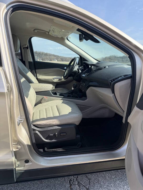 2017 Ford Escape Titanium