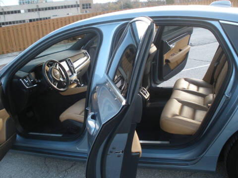 2018 Volvo S90 T5 Momentum