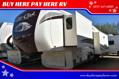 2018 Forest River Cedar Creek Hathaway 36CK2 for sale at BUY HERE PAY HERE RV in Burleson TX