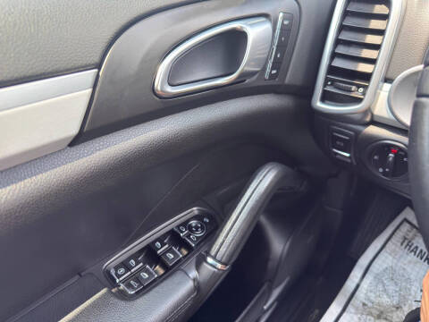 2011 Porsche Cayenne