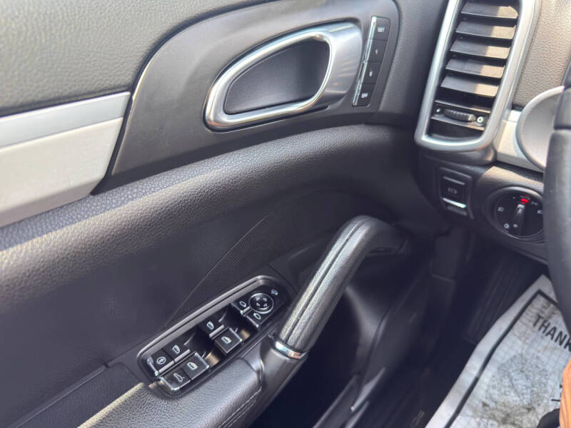 2011 Porsche Cayenne