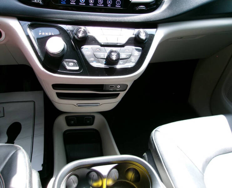 2018 Chrysler Pacifica Touring L