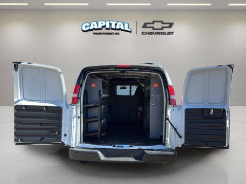 2025 Chevrolet Express 2500