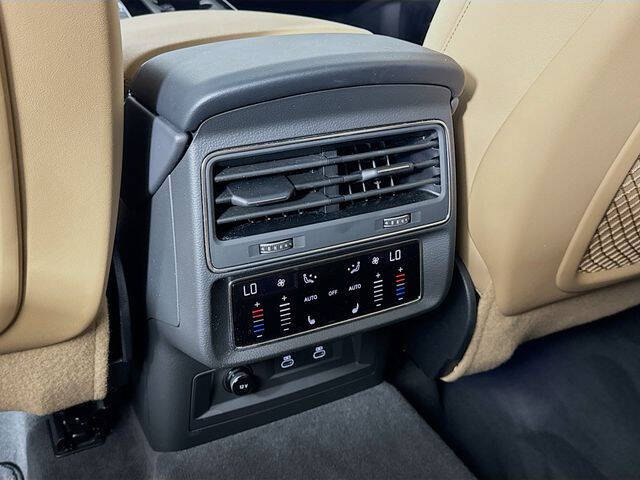 2025 Audi Q7 quattro Premium Plus 45 TFSI