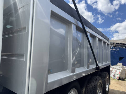 2008 Freightliner M2 112