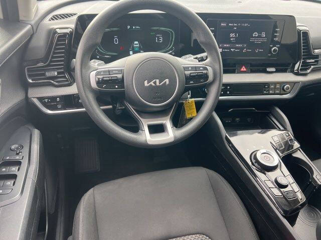 2023 Kia Sportage Hybrid LX