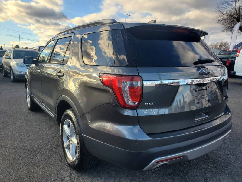 2016 Ford Explorer XLT